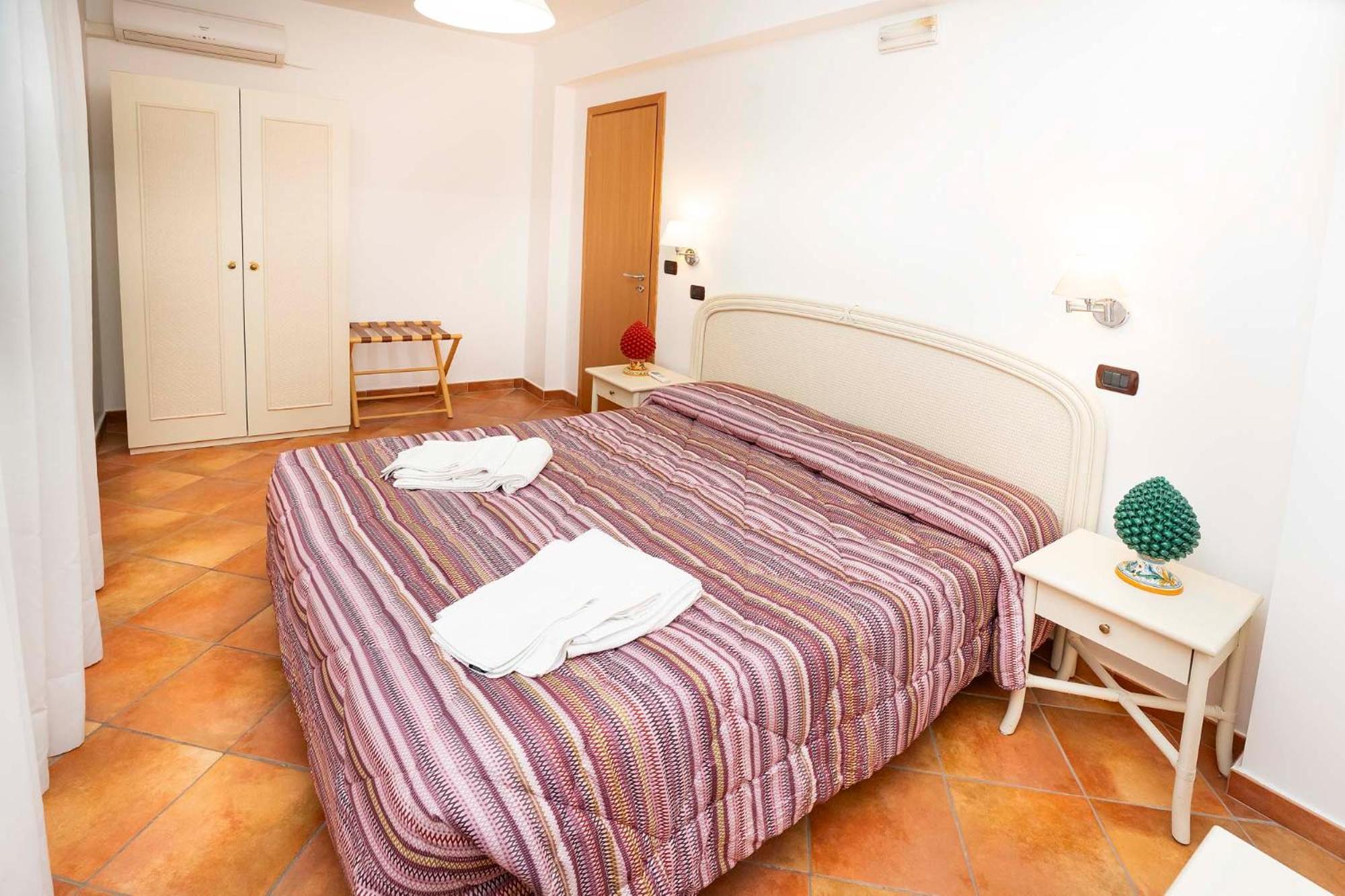 Le Tartarughe Aparthotel Letojanni Zewnętrze zdjęcie